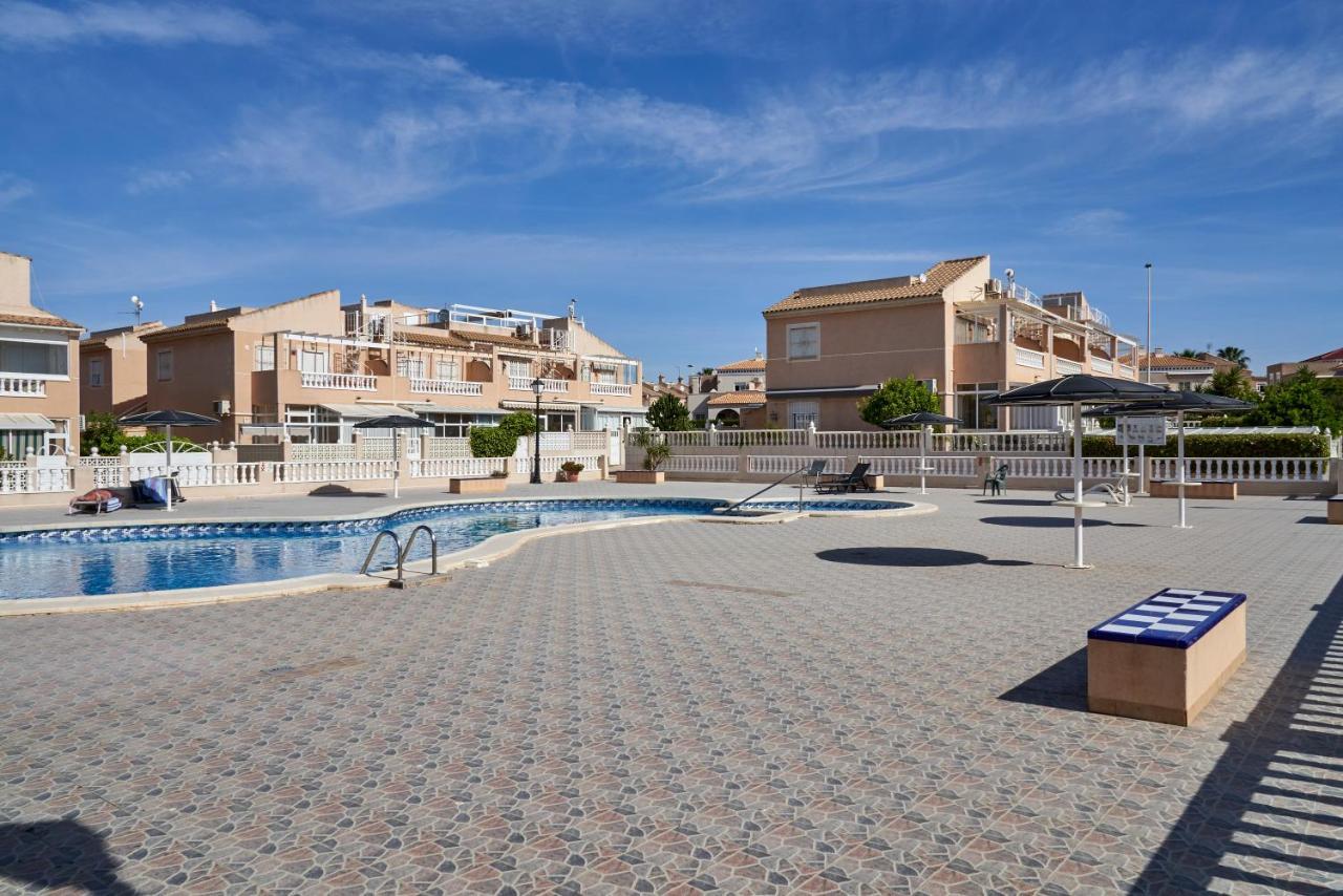 Apartment Altos De La Bahia X Τορεβιέχα Εξωτερικό φωτογραφία